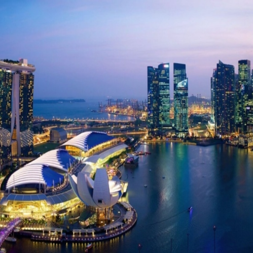 Marina Bay Apartment